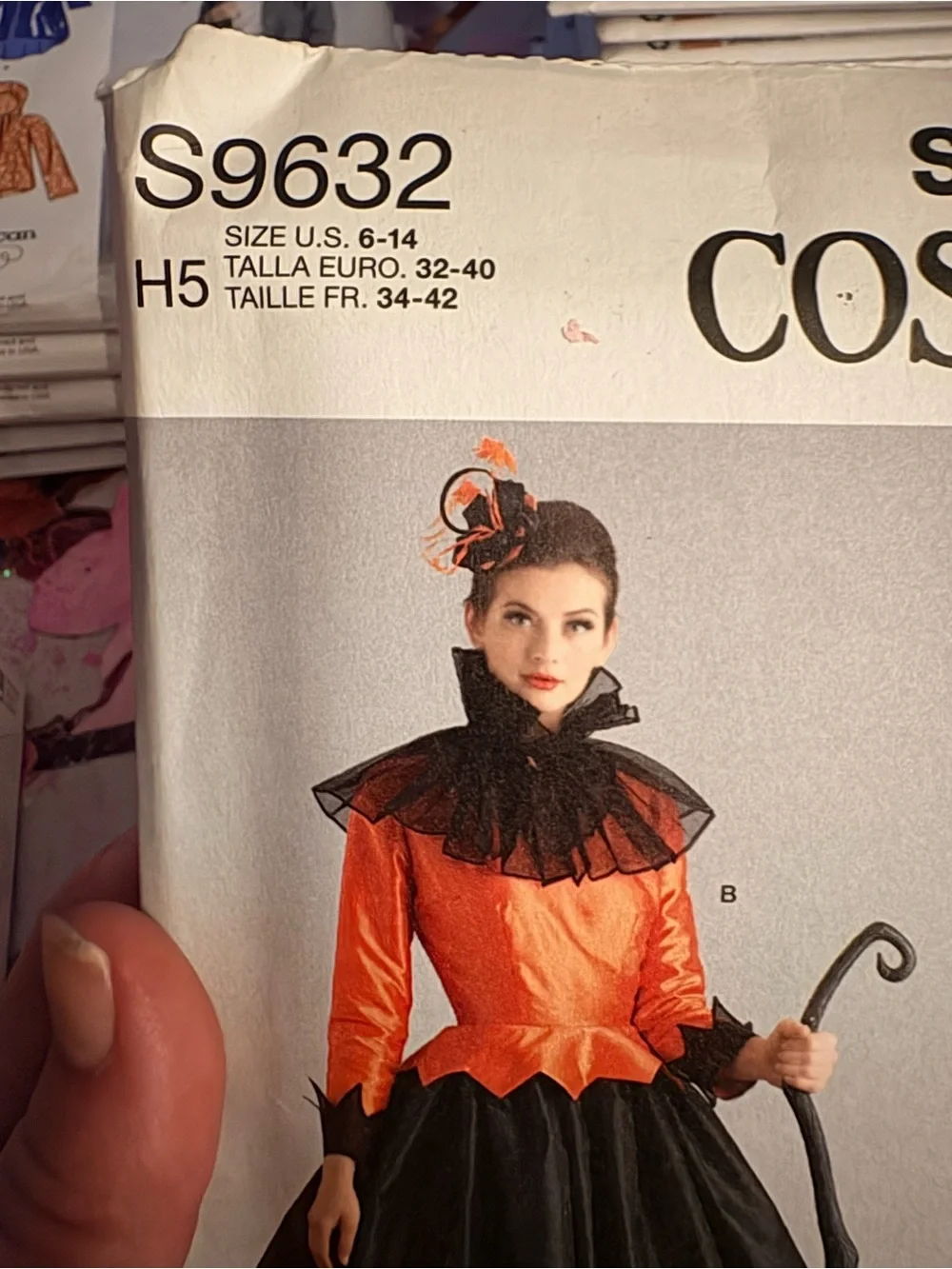 BN UNCUT SIMPLICITY 9632 H5 SEWING PATTERNS HALLOWEEN COSTUMES